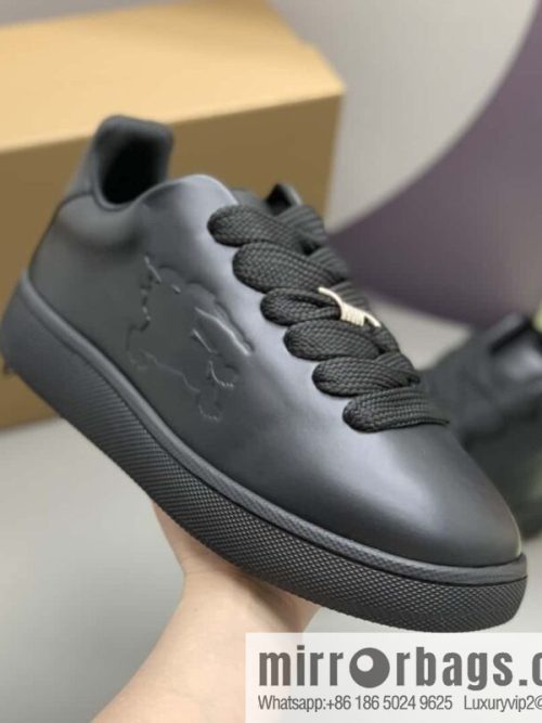 Burberry Burberry 🆕 men\'s low-top casual sneakers