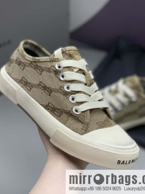 BALENCIAGA Balenciaga ✨ Paris Couple Canvas Shoes