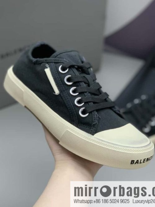 BALENCIAGA Balenciaga ✨ Paris Couple Canvas Shoes