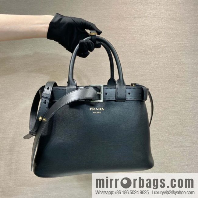 PRADA 🎉 new women\'s bag 🎉 1BA434S