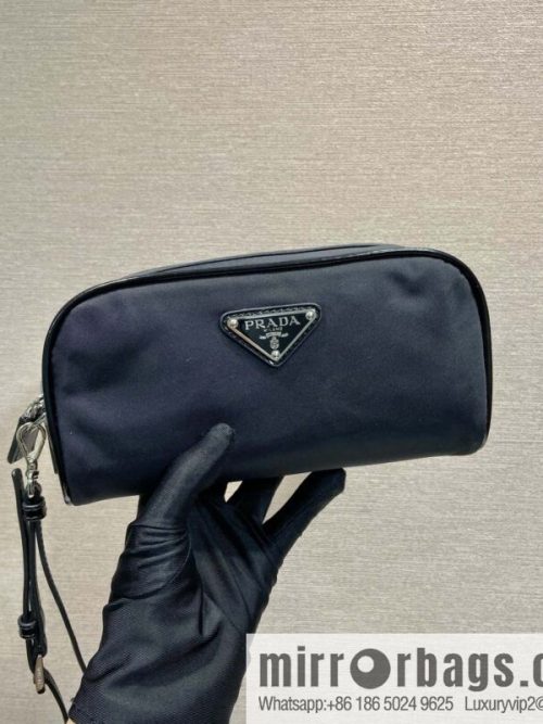 PRADA 🎉 new handbag 🎉 2NE063 Unisex common model