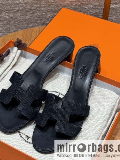 Hermès\' latest popular denim high heels