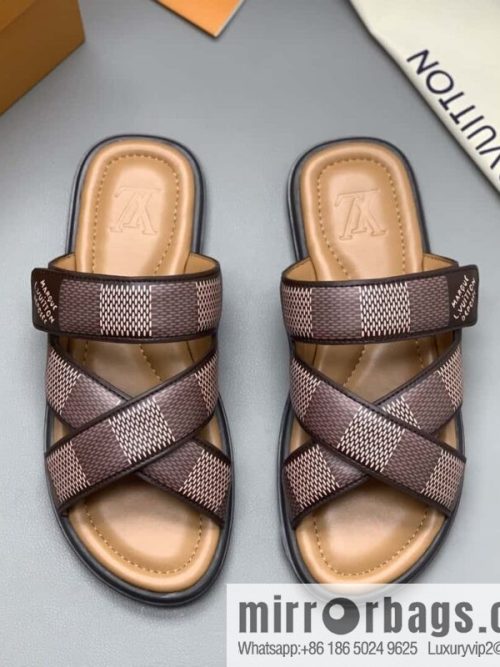 LV 🆕 men\'s sandals