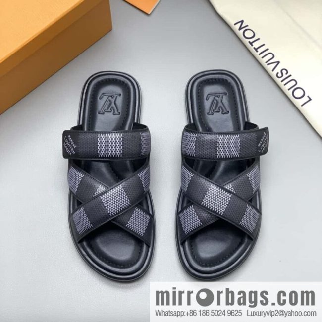 LV 🆕 men\'s sandals