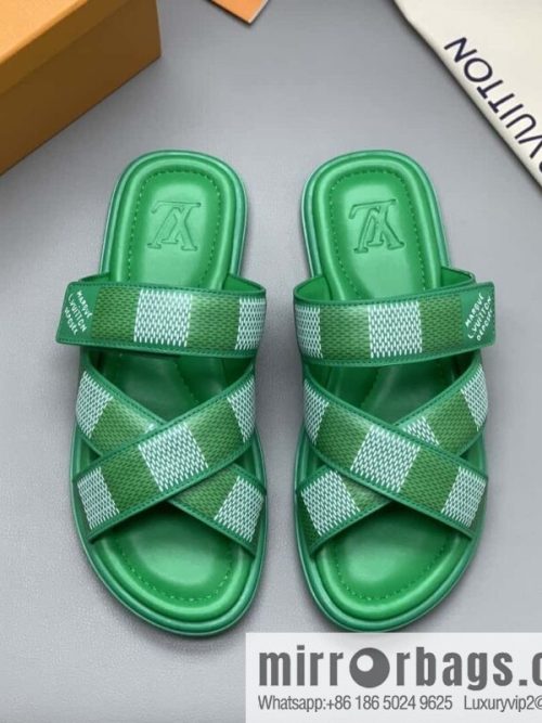 LV 🆕 men\'s sandals