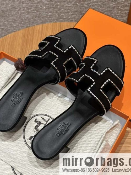 Hermès H\'s Rhinestone Thick Heel Sandals