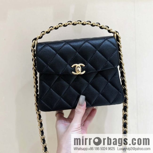 CHANEL 24S Spring/Summer 31 ruecambon AS4472