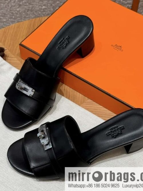 Hermes Kelly Button Slippers