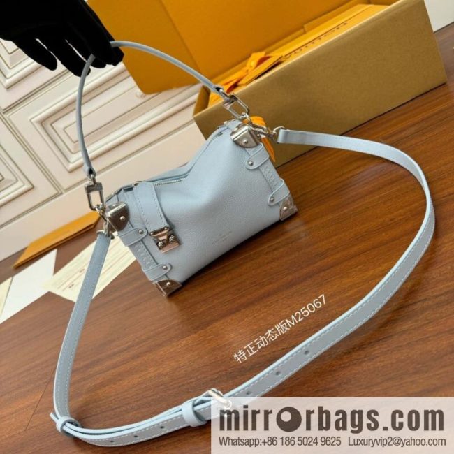 LV M25067 Side Trunk PM