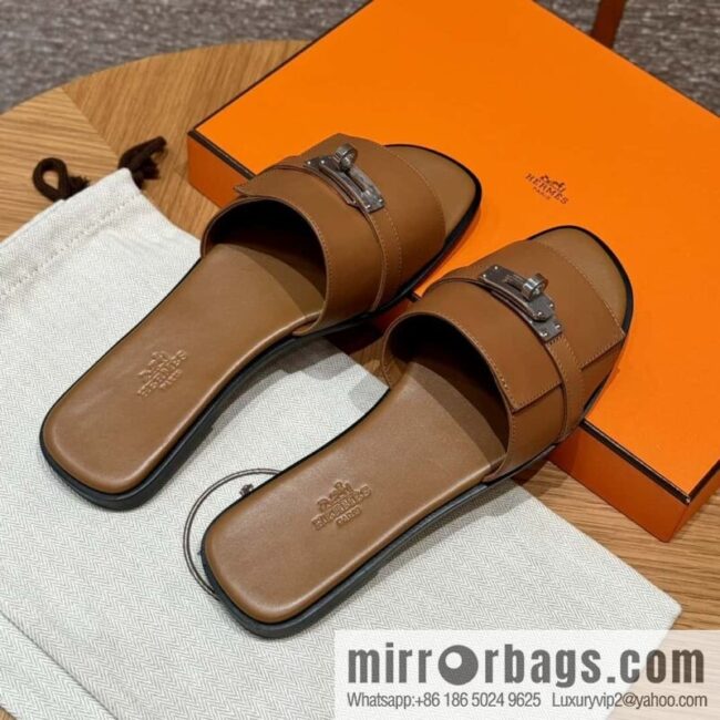wsxc1715180599138_0-800x800hgi2mgnowea98261_20250702031858.jpg Hermès 183Kelly tow sandals Gigi50 gold brown/ck37/gold