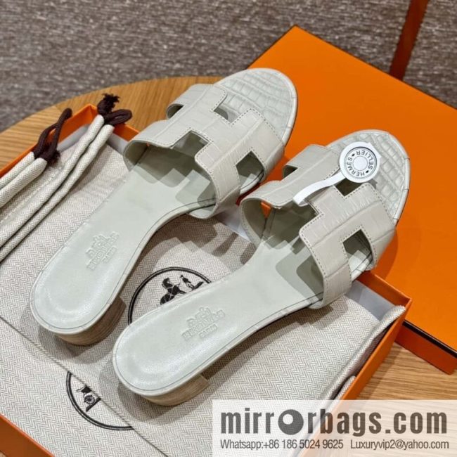 Hermès 185 Oasis High Heel Sandals 8L/Beton/Glacier White