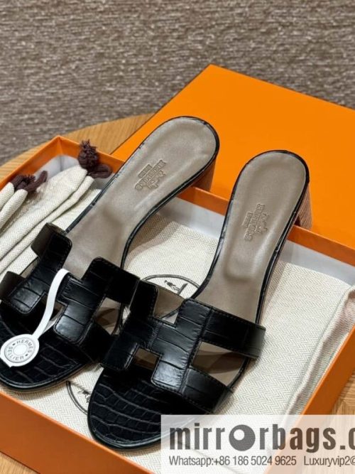 Hermès 185 Oasis high-heeled sandals, black/ck89/noir
