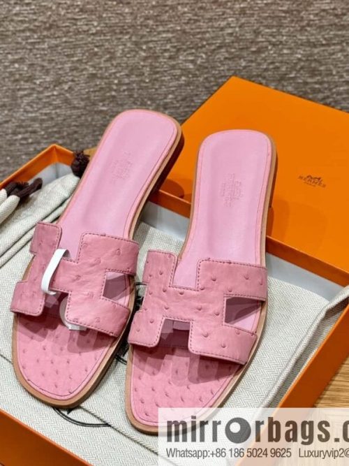 Hermès 181 Oran Sandals, Ceramic Powder/94/Terre Cuite