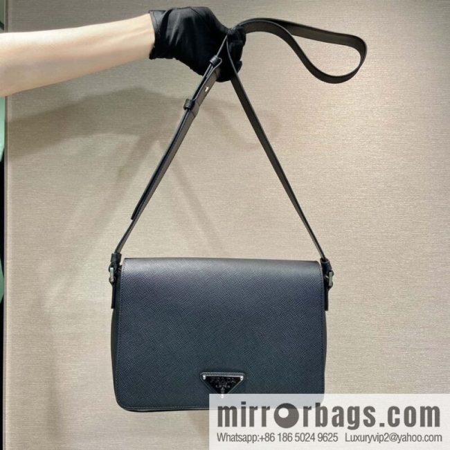 PRADA 🎉 new messenger bag 🎉 2VD049 large