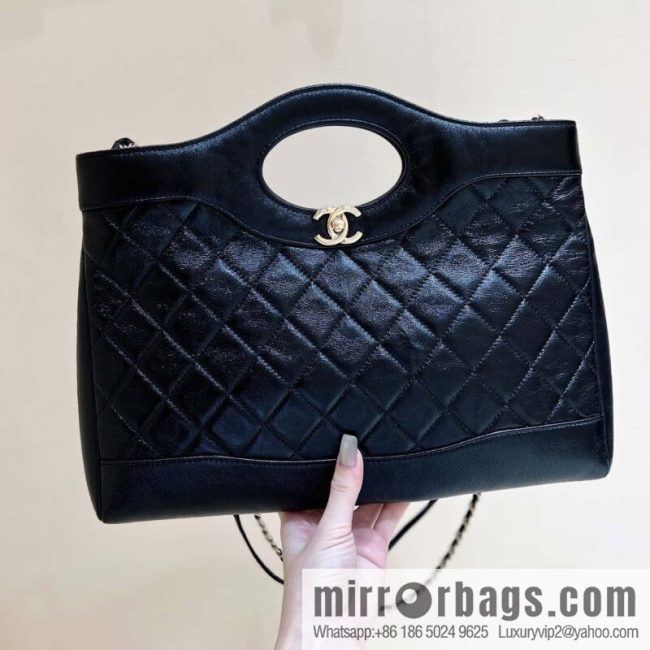 CHANEL 24S horizontal 31bag oil wax sheepskin AS4854 black