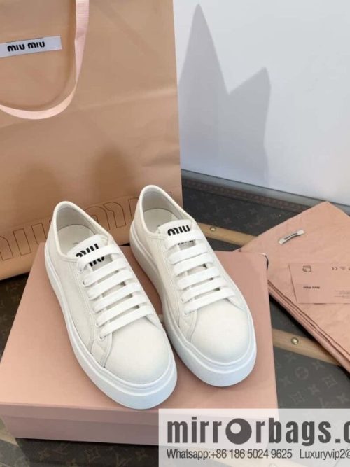 𝐌𝐢𝐮𝐌𝐢𝐮||𝟐𝟎𝟐𝟒 the latest spring and summer canvas, platform sports white shoes