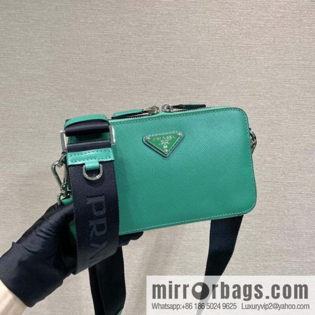 PRADA 🎉 new mailman bag 🎉 2VH173 cross pattern new color