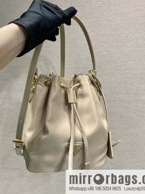 PRADA 🎉 new bucket bag 🎉 1BE067 upgraded version, milk tea color