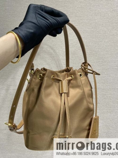 PRADA 🎉 new bucket bag 🎉 1BE067 upgraded version, brown