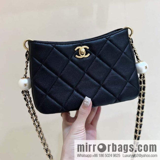 CHANEL 24S Spring/Summer Double Pearl Tangyuan Hobo AS4859