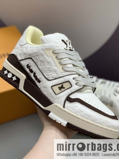 LV 🆕 couple sports running shoes