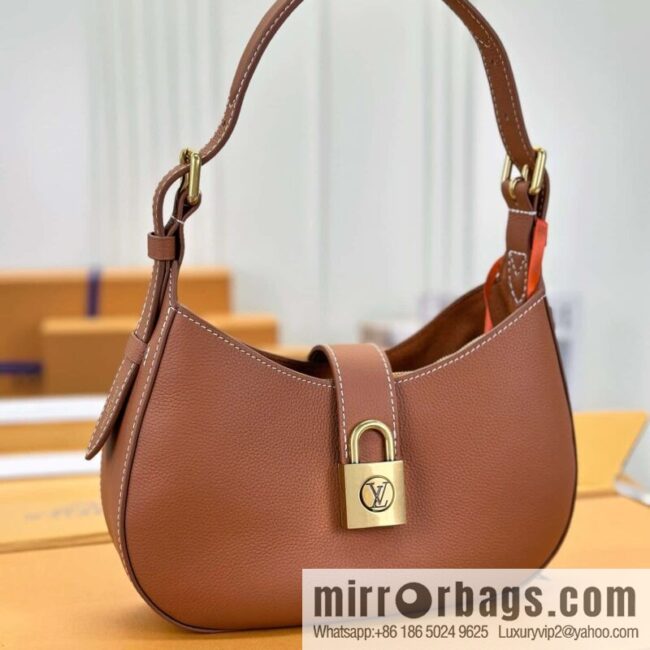 wsxc1716396298996_0-800x800xddcsampidj199622_20250709042658.jpg LV M24885 LOW KEY SHOULDER BAG