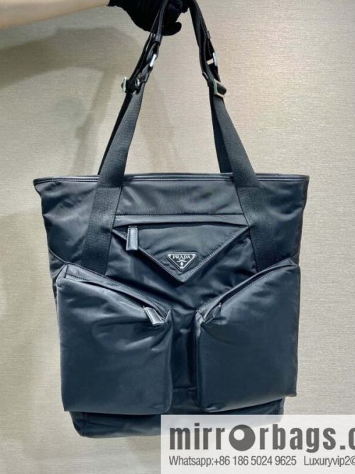 PRADA 🎉 new tote bag 🎉 2VG120