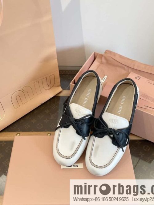 𝐌𝐢𝐮𝐌𝐢𝐮|| Miu Miu Bow Lace Up Sailing Flat Loafers