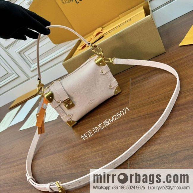 LV M25071 Season\'s new SIDE TRUNK small handbag