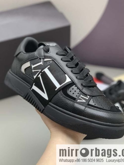 Valentino Valentino 🔥 men\'s and women\'s sneakers