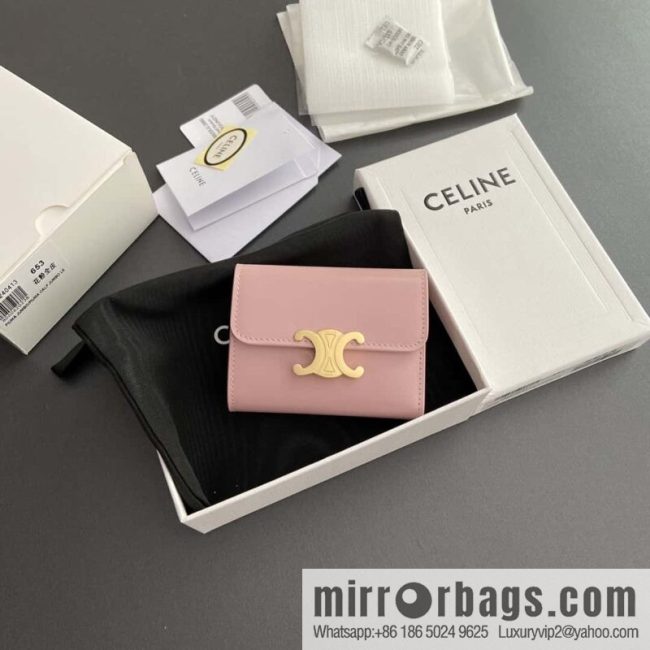 Celine TRIOMPHE glossy leather (fabric) short wallet 10l653DS3.04LU652