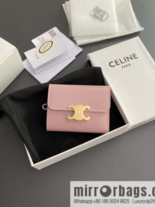 Celine TRIOMPHE glossy leather (fabric) short wallet 10l653DS3.04LU652