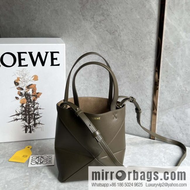 LOEWE puzzle folding series foldable tote bag 0695 dark green