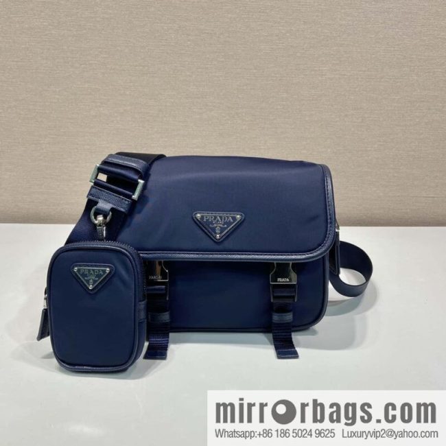 Prada 🎉 new messenger bag 🎉 2VD034