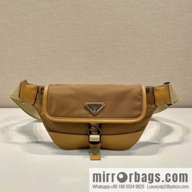 Prada 🎉 new fanny pack 🎉 2VH176🎉