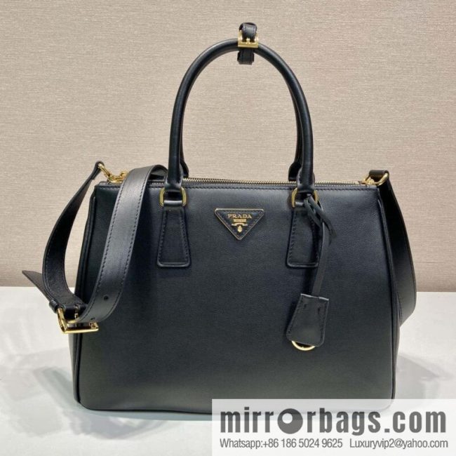 Prada 🎉 new killer bag 🎉 1BA274 large plain weave🎉