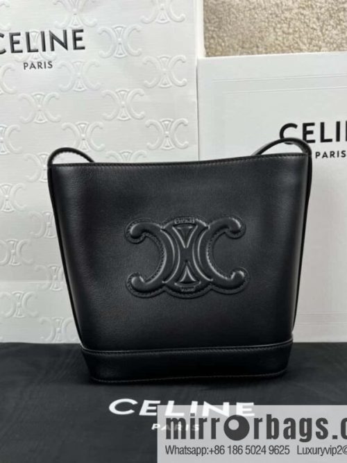 CELINE CUIR TRIOMPHE mini smooth leather bucket bag 10L433