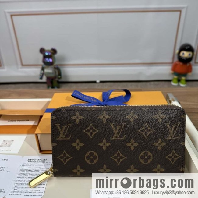 LV Zippy Wallet M42616 Premium