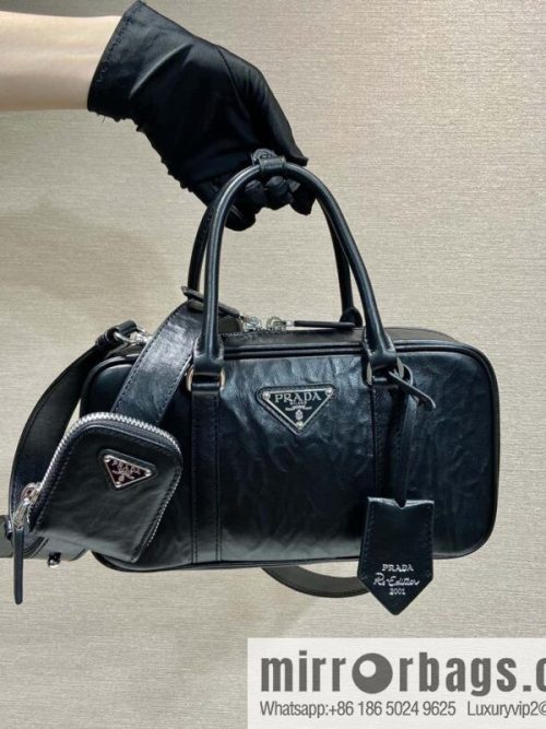 PRADA 🎉 new Boston 🎉 1BB098 S