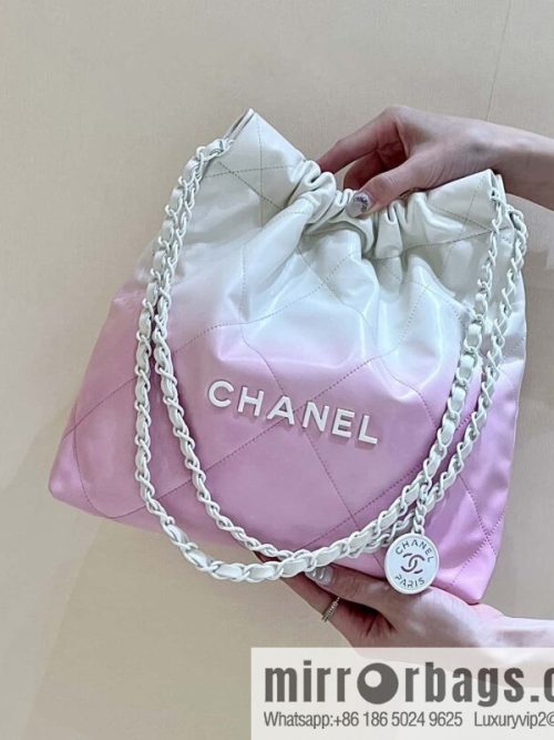 CHANEL 24S spring and summer series, global limited edition gradual change 22 bags AS3260