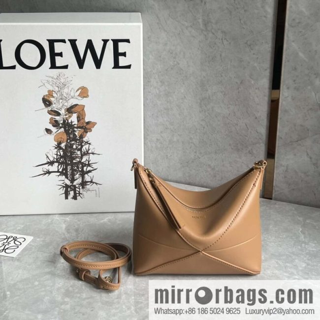LOEWE 𝐩𝐮𝐳𝐳𝐥𝐞 𝐟𝐨𝐥𝐝 𝐩𝐨𝐮𝐜𝐡 Mahjong Bag 0696 Brown