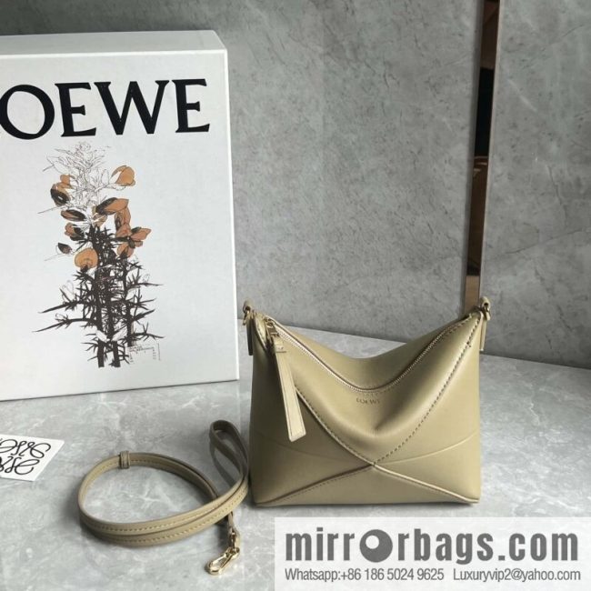 LOEWE 𝐩𝐮𝐳𝐳𝐥𝐞 𝐟𝐨𝐥𝐝 𝐩𝐨𝐮𝐜𝐡 Mahjong Bag 0696 Avocado Green