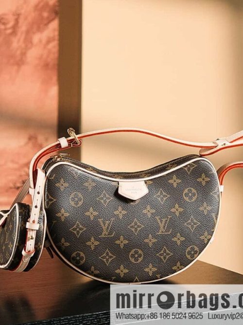 LV M46828 CROISSANT medium handbag