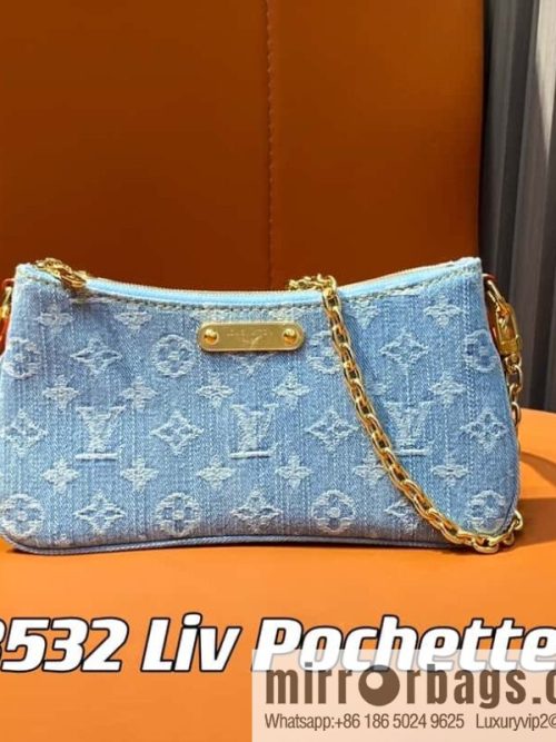 [Original single boutique] M83532 light blue denim chain strap armpit bag series Liv Pochette handbag