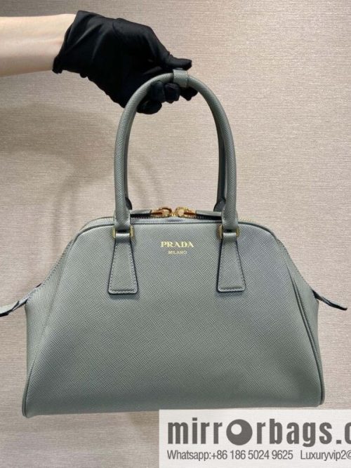 PRADA 🎉 new shell bag 🎉 1BG537 grey