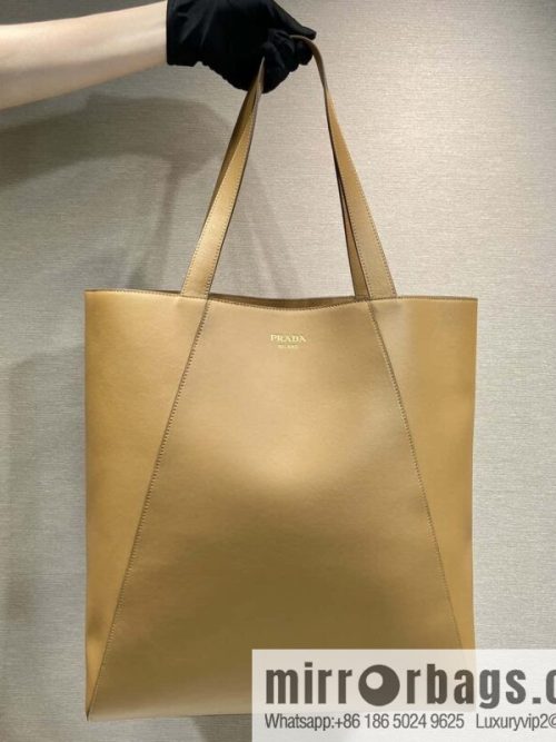 PRADA 🎉 new tote bag 🎉 2VG122 brown