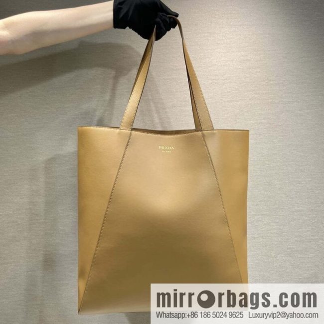 PRADA 🎉 new tote bag 🎉 2VG122 brown