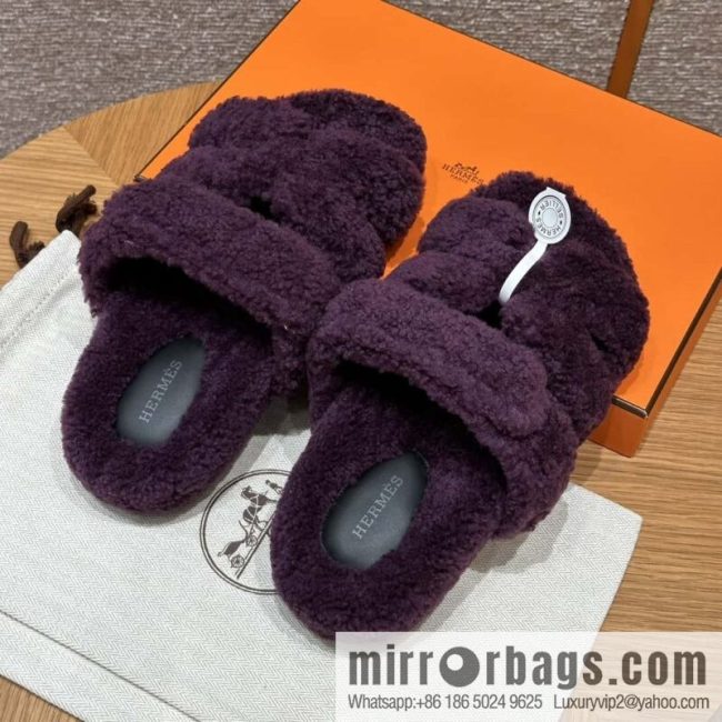 HERMES 225 CHYPRE SANDAL uncle shoes, woolskin/grape purple/59/Raisin