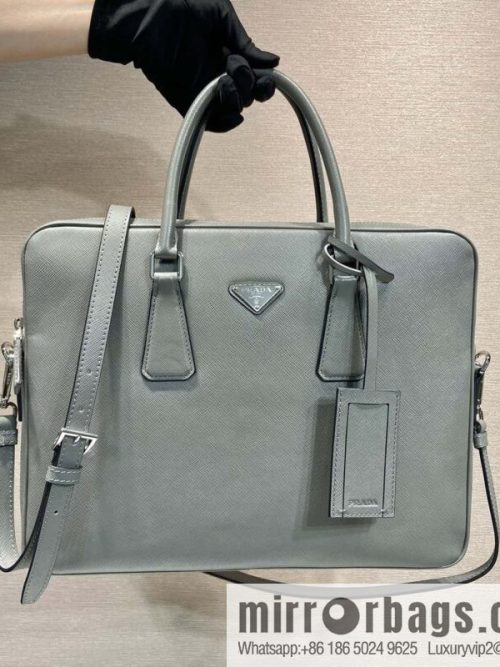 PRADA 🎉 classic new color 🎉 2VE0368