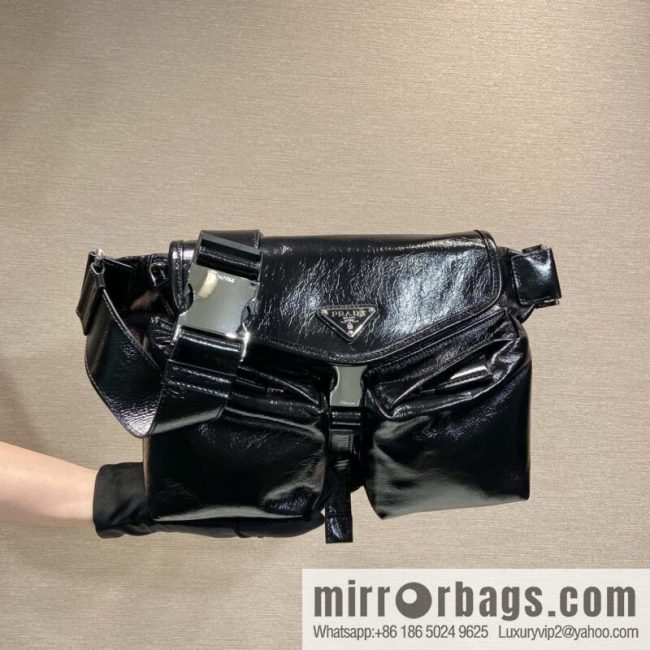 PRADA 🎉 new 🎉 2VH174 breast bag/fanny pack